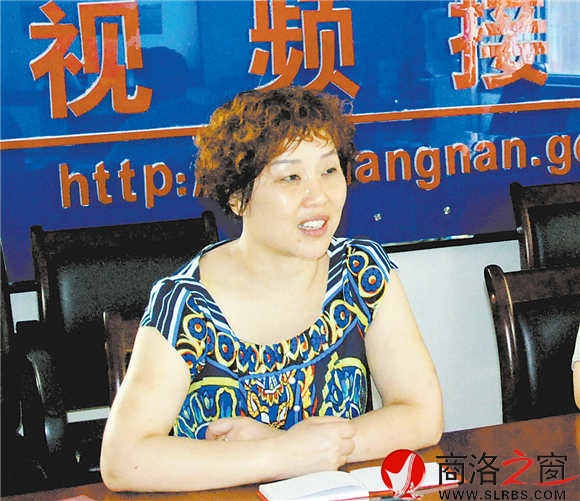 魏智華在視頻接訪平臺進(jìn)行視頻接訪